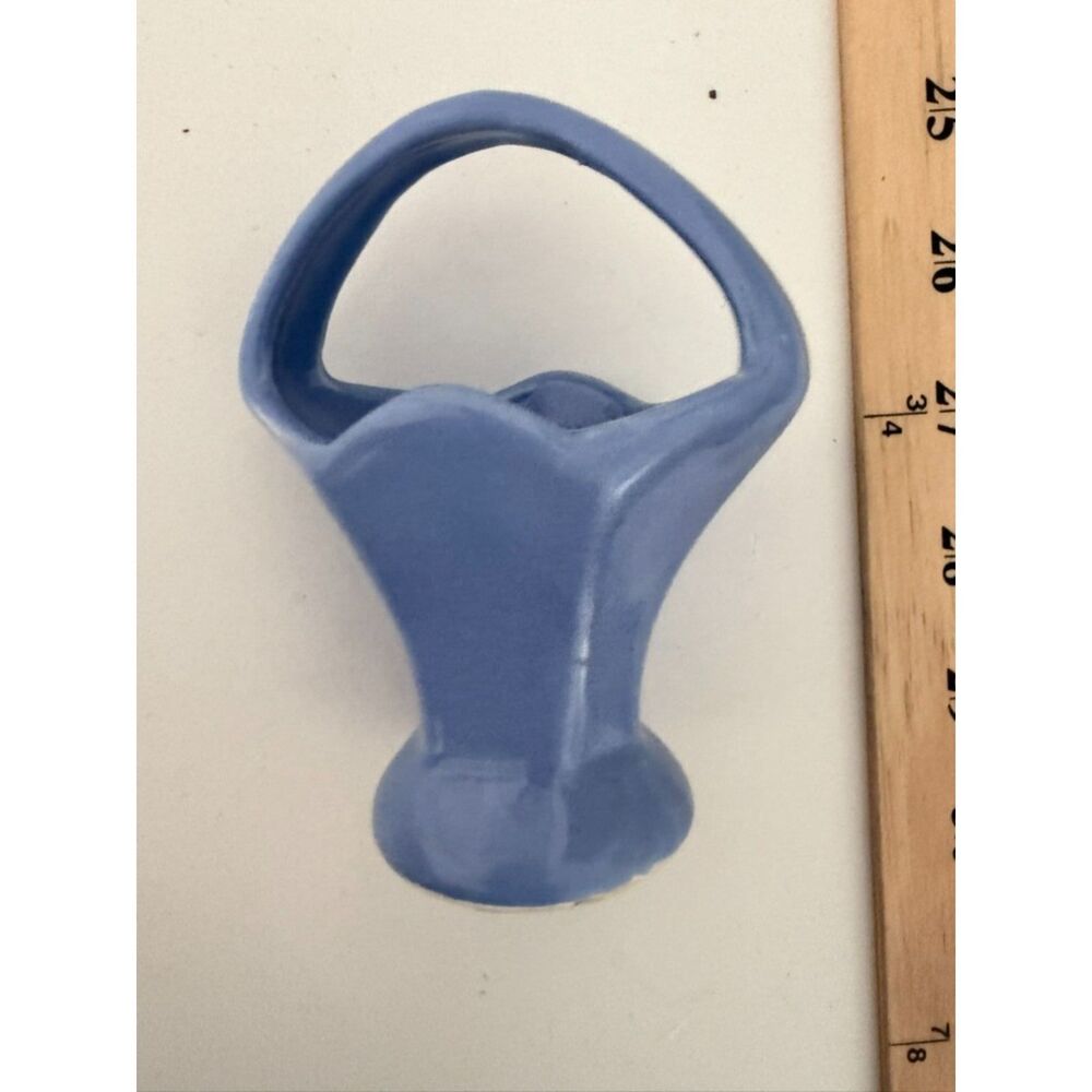 vtg Periwinkle blue ceramic handled basket